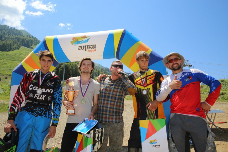 DISCO: Сочинский экшен в Gorky Downhill Cup 2016!
