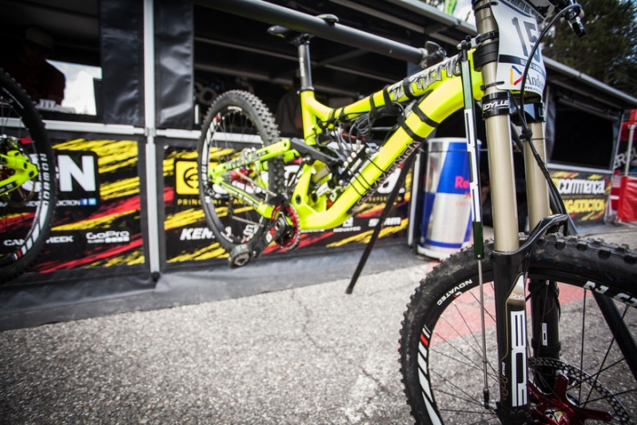 Новое железо: Eurobike 2014: BOS is a new weight boss