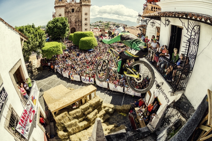 Блог компании Триал-Спорт: GT: Бернардо Круз – победитель Taxco Urban Downhill!