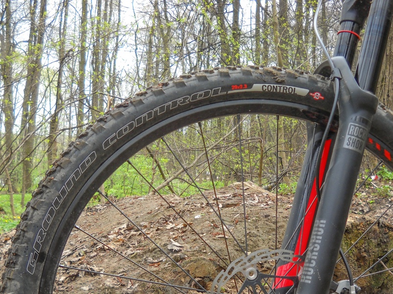 Blogger&#39;s name Aveega: Тест-обзор трейловой покрышки Specialized Ground Control 2BR.
