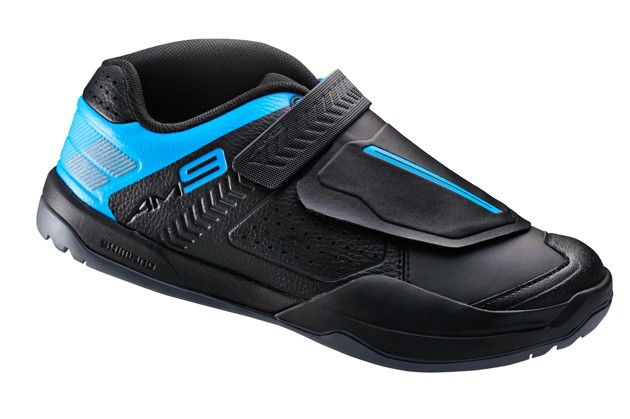 Экипировка: Shimano AM: три пары ботинок для гравити-катания