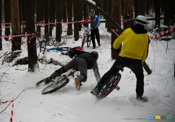 DISCO: Суровый московский miniDH: Enjoy Winter Race