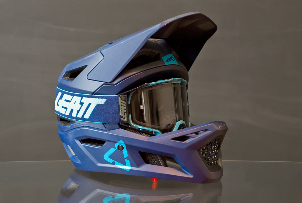 Экипировка: Leatt шлем DBX 4.0 и очки Velocity 6.5 - первый взгляд