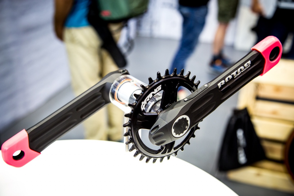 Новое железо: Eurobike 2017: Rotor выпускают новую втулку и шатуны с двумя паверметрами + upd