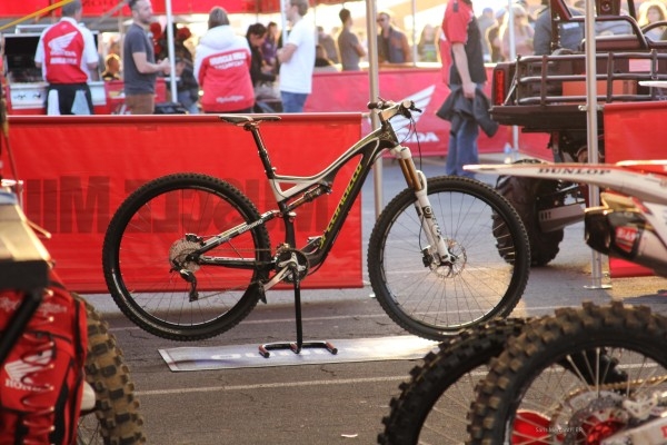 Мото: Топовые прорайдеры AMA Supercross и их... велосипеды