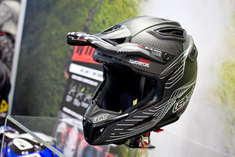 Экипировка: Десятка самых безумных шлемов Eurobike 2015