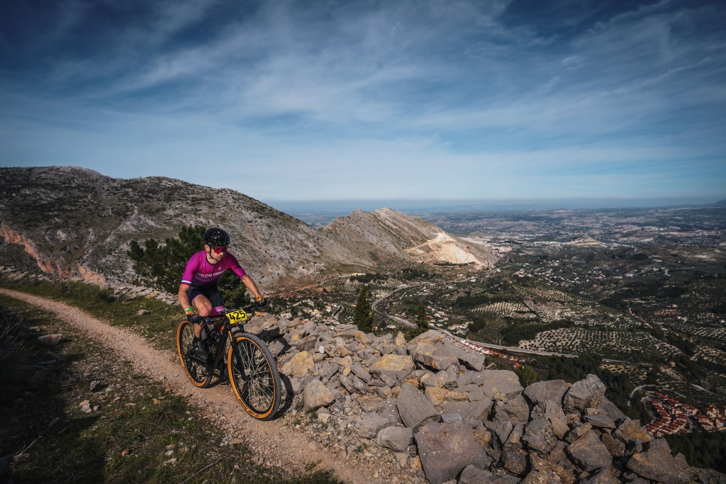 Блог им. iGordienko: Unno Horn. Первые и вторые впечатления на Andalucia Bike Race (снова кантри внутри)