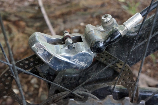 Велоиндустрия: BIKERUMOR - Долгосрочный тест: тормоза AVID X0 TRAIL