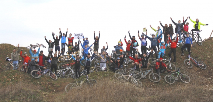 Наши гонки: Открытие Велосезона 2015 Родина катать! - EnduroPSK и Родинское XCO г. Псков